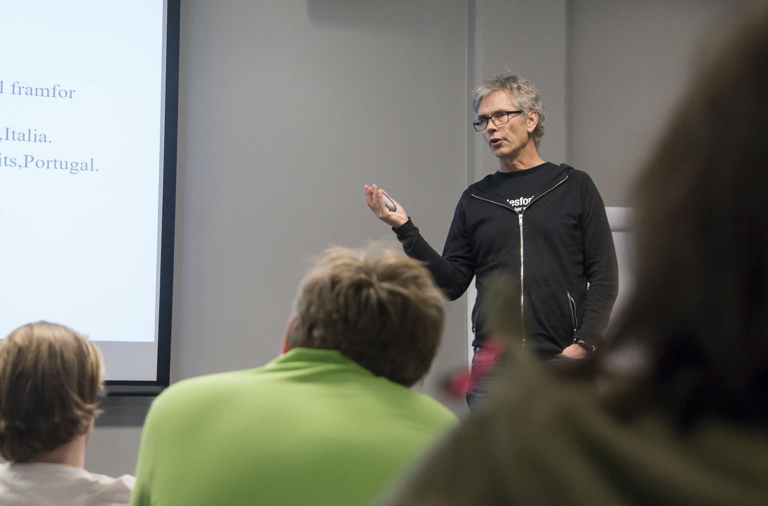 Boye Ullman fortalte om EU og EØS påvirkning på norsk arbeidsliv.