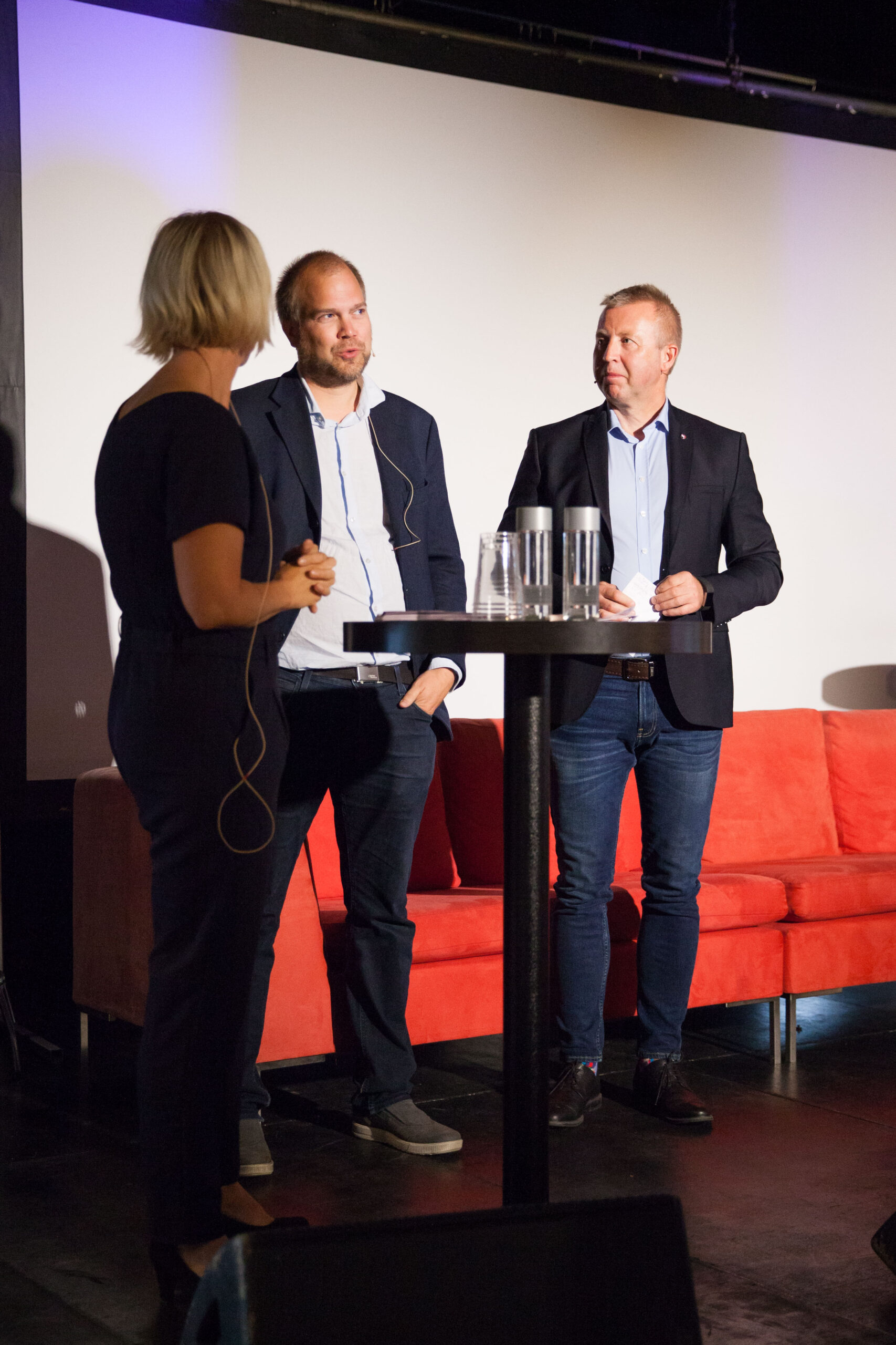 Frokostmøte om plast under Arendalsuka. Fra venstre: Sigrun Aasland (Agenda), Gunnar Grini (Industri Energi) og Frode Alfheim (Industri Energi). Foto: Christine Rosenberg