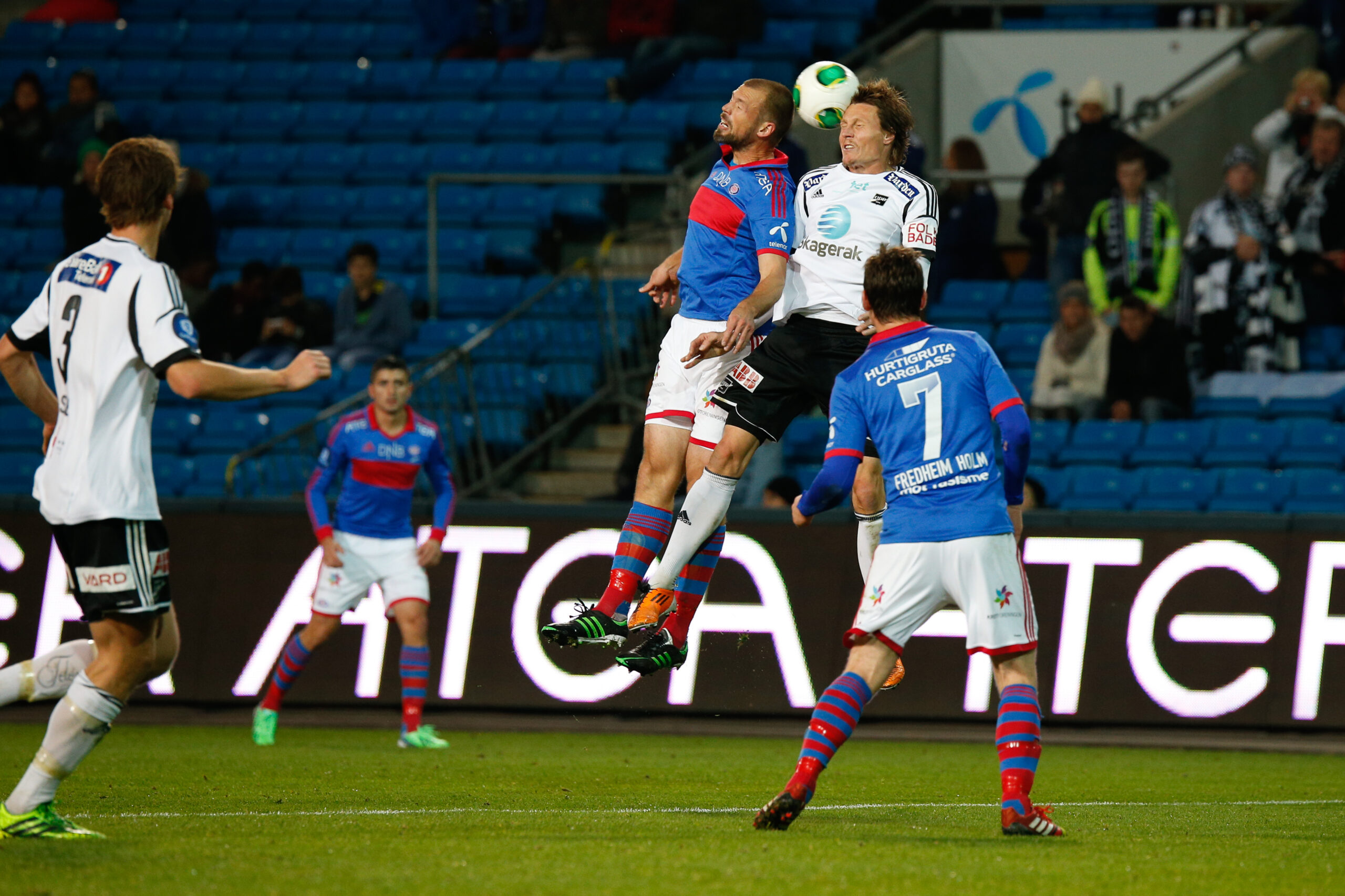Frode Johnsen, Odd Grenland og Industri Energi byr opp til fotballfest i Skien søndag 12.april. Foto: Flickr