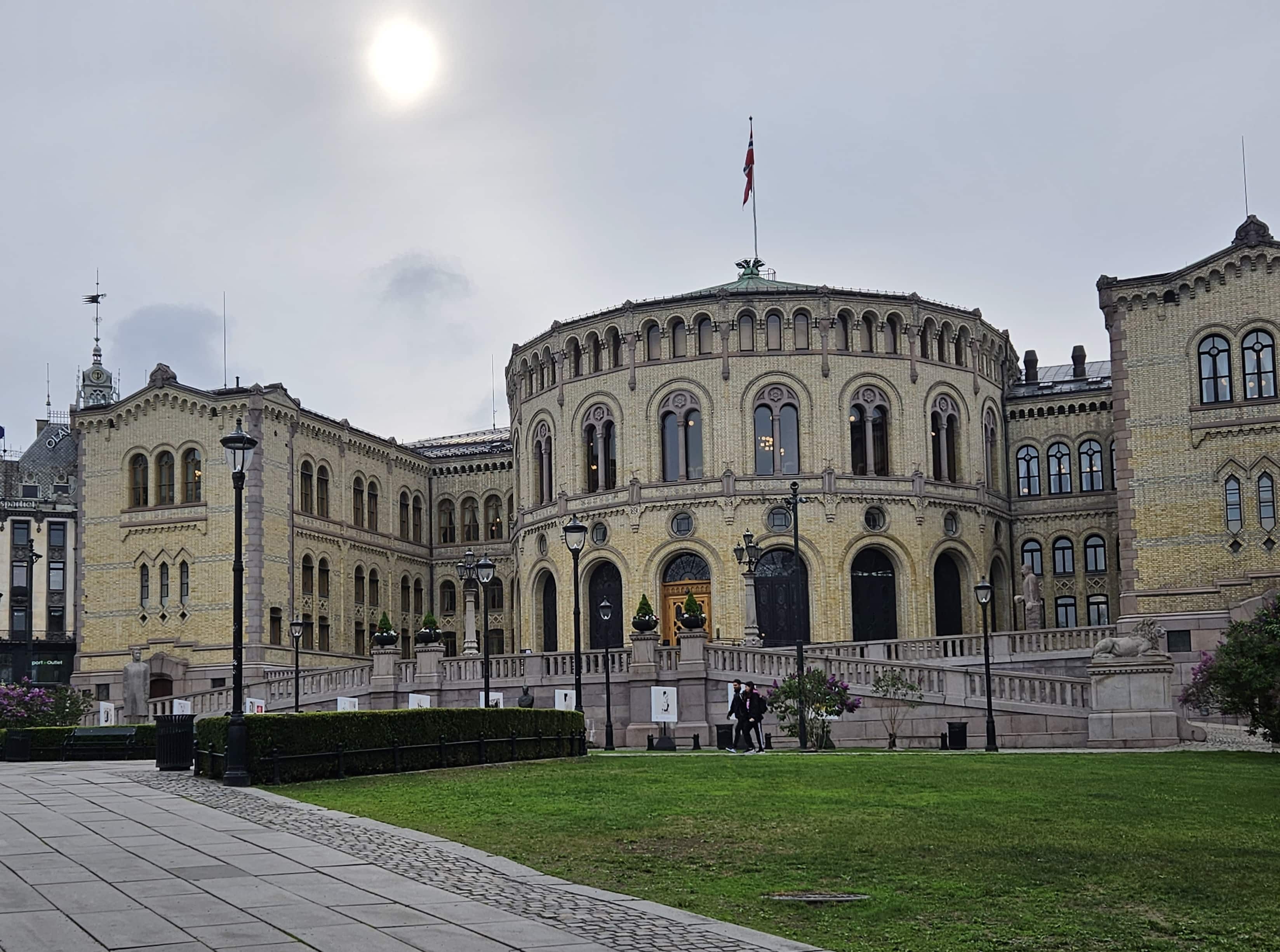 Olie Storting Enstemmig storting vedtok kompensasjonsordning for oljepionerene - Styrke
