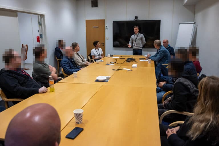 Met Desperate, Laid-Off Members at Halliburton