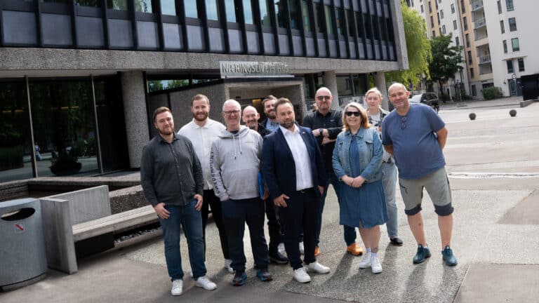 Forhandlingene for glass og keramisk industri er i gang